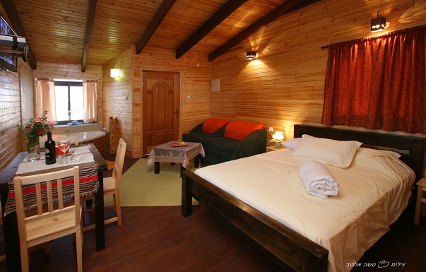 בקתות מצפה הודיה - ������ �יבנאל - ������ ����